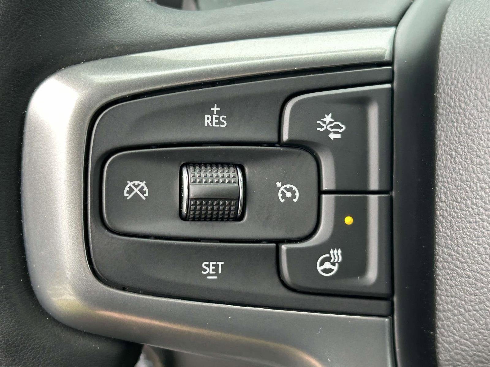 Used 2024 Chevrolet Silverado 1500 LTZ image 20