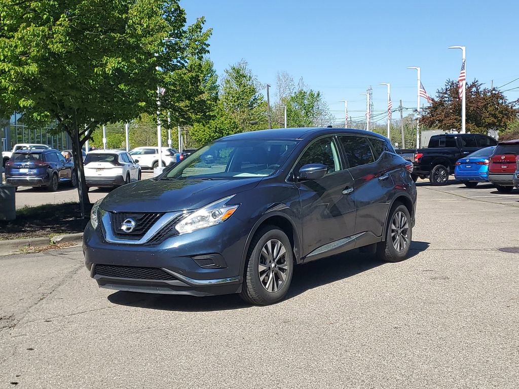 Used 2016 Nissan Murano S AWD/4WD image 2