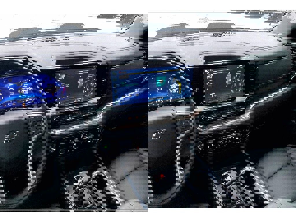 Used 2025 Chevrolet Silverado 1500 LT Trail Boss w/ LT Trail Boss Premium Package image 7