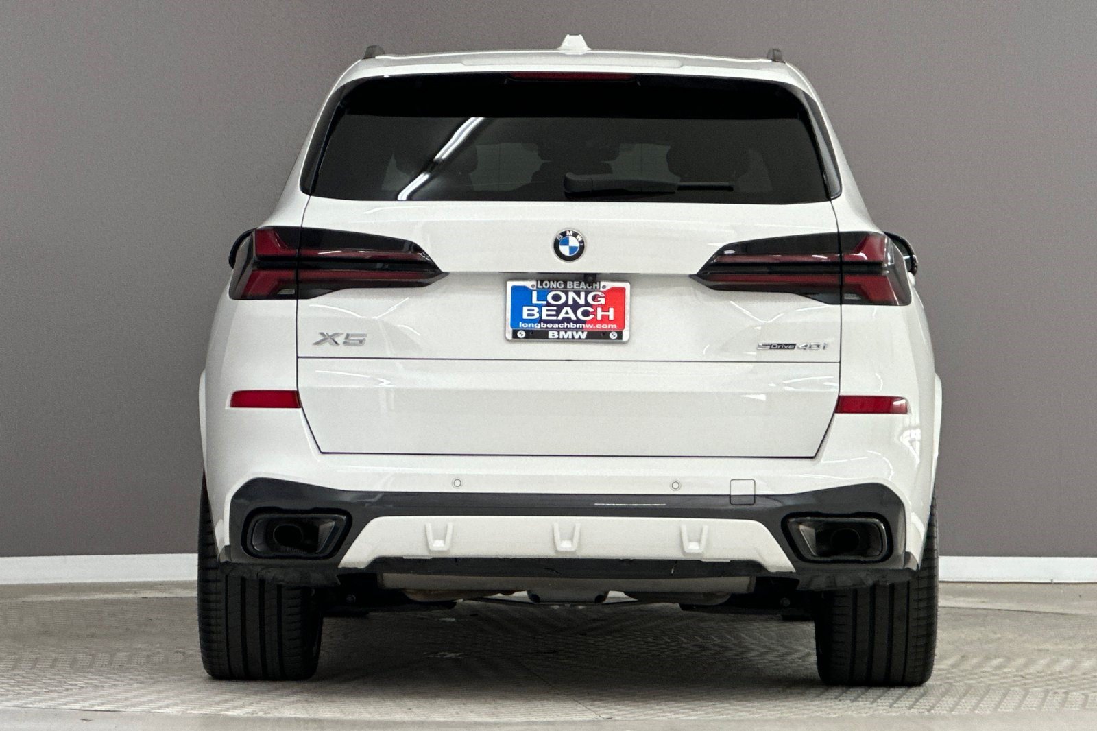 Certified 2024 BMW X5 sDrive40i w/ M Sport Package RWD image 9