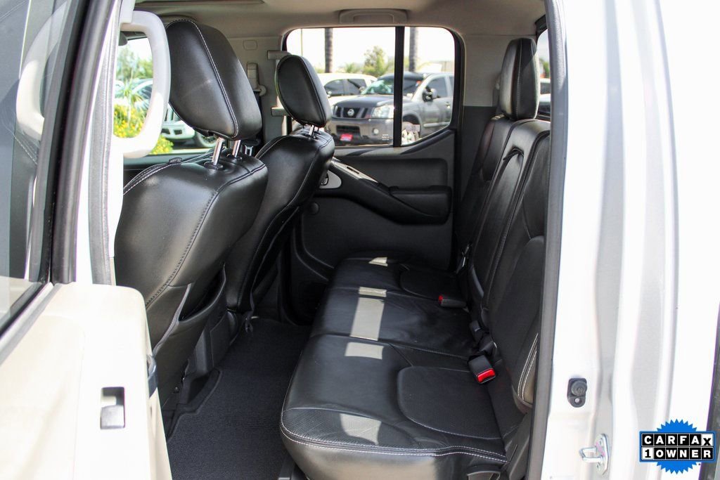 Used 2021 Nissan Frontier PRO-4X w/ Pro-4x Utility Package image 29