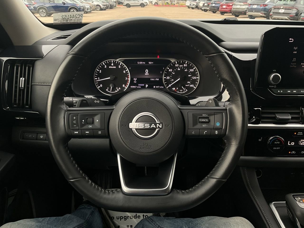 Used 2025 Nissan Pathfinder SV FWD image 33