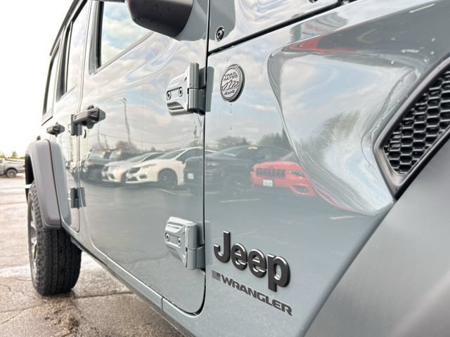 New 2026 Jeep Wrangler Unlimited Sport AWD/4WD image 18