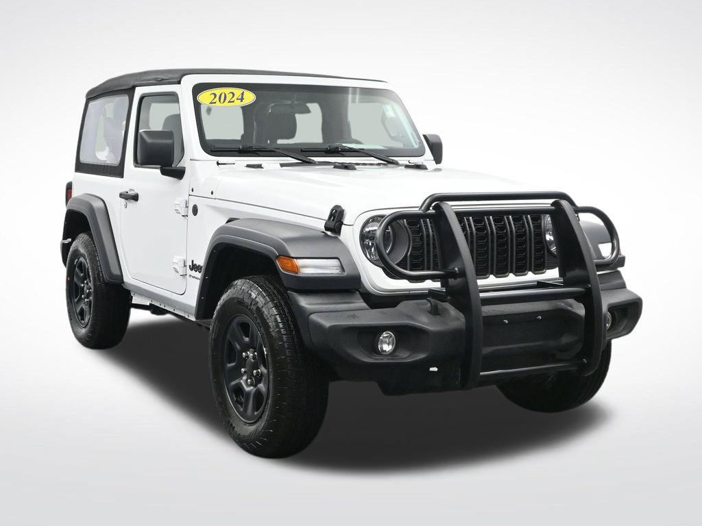 Used 2024 Jeep Wrangler Sport AWD/4WD image 3