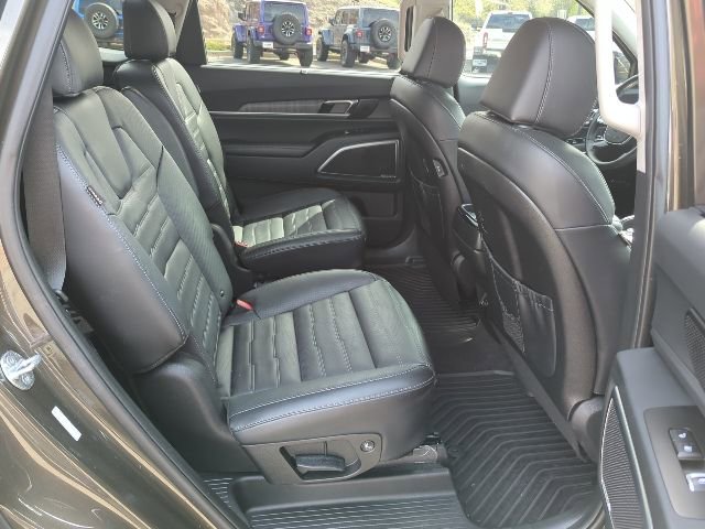 Used 2024 Kia Telluride SX Prestige w/ Towing Package AWD/4WD image 22