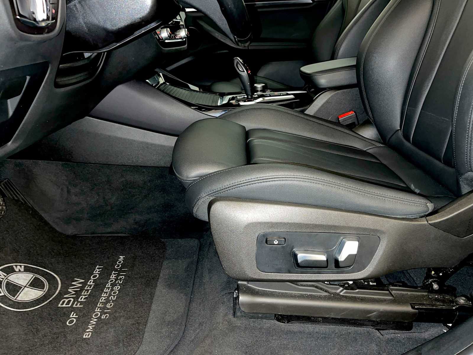 Used 2019 BMW X3 xDrive30i w/ Driving Assistance Package image 10