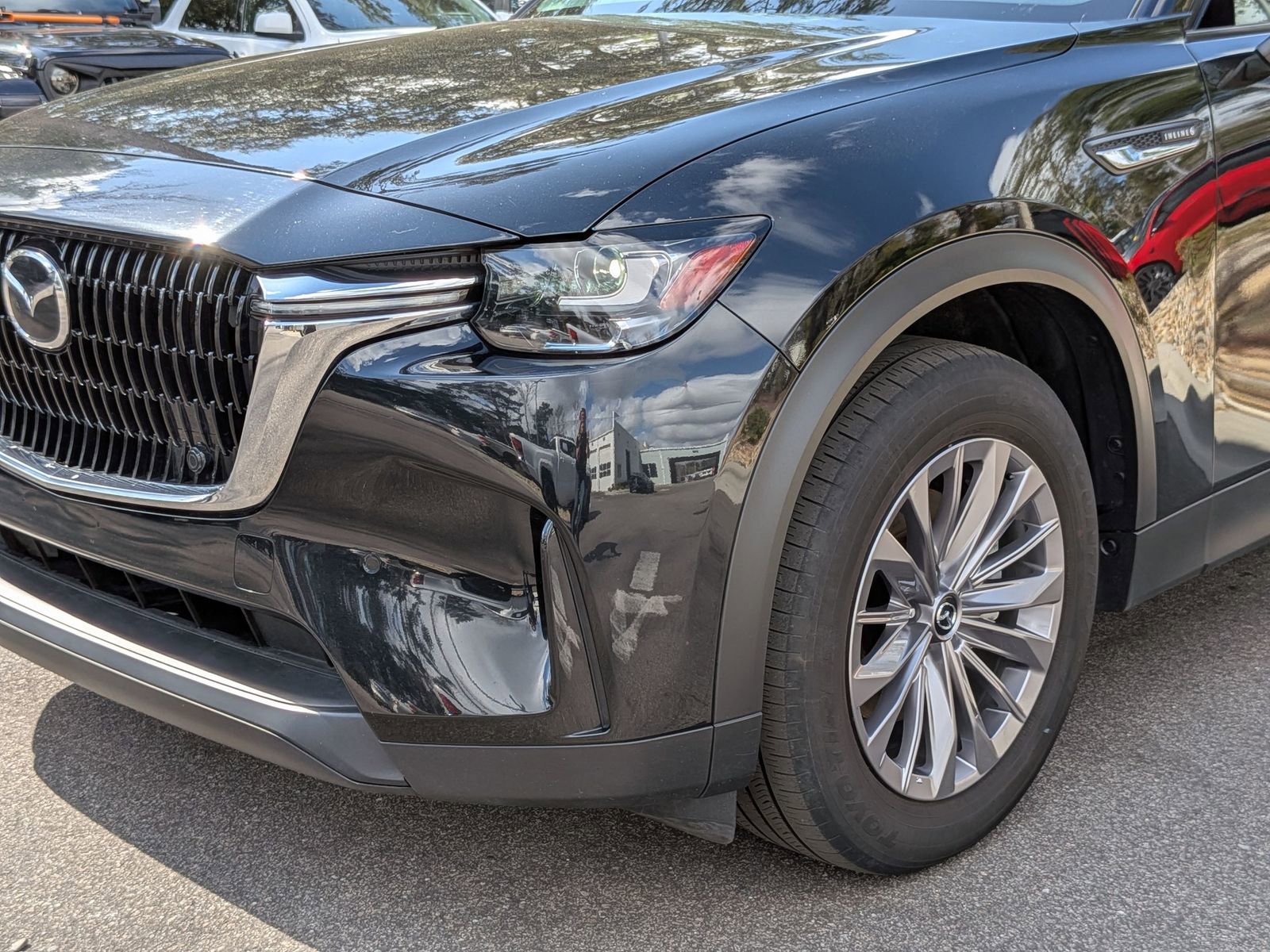 Used 2025 MAZDA CX-90 3.3 Turbo w/ Preferred Package image 9