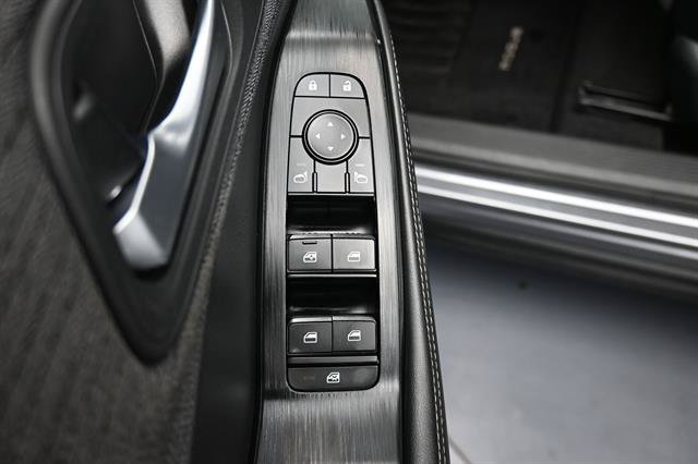 Used 2021 Nissan Rogue SV FWD image 6