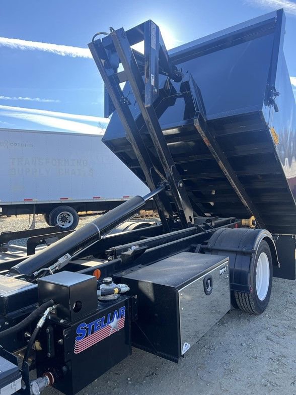Used 2024 Chevrolet Low Cab Forward RWD image 4