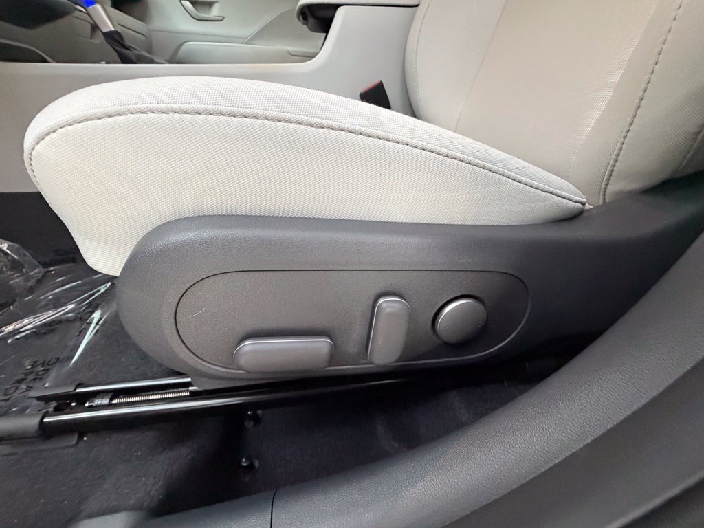 Certified 2024 Hyundai Kona SEL AWD/4WD image 43