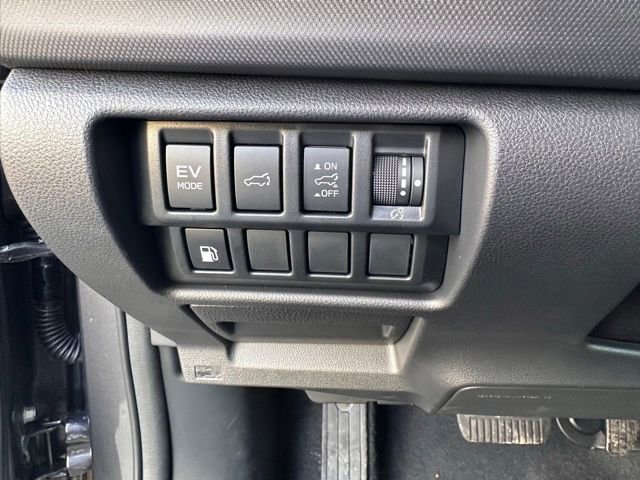 Used 2025 Subaru Forester Limited AWD/4WD image 17