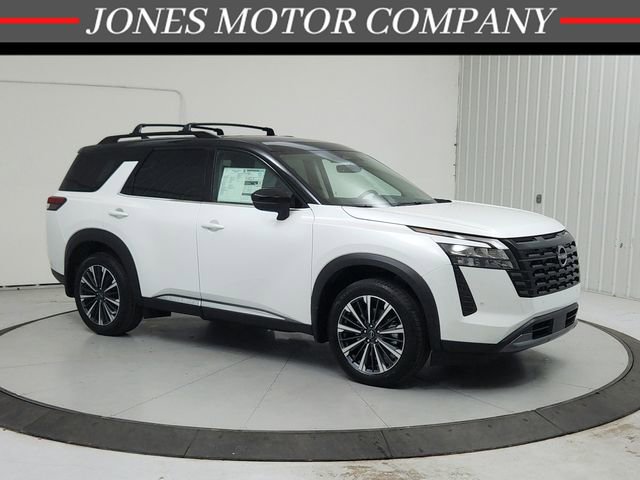New 2026 Nissan Pathfinder Platinum w/ Cargo Package AWD/4WD image 1