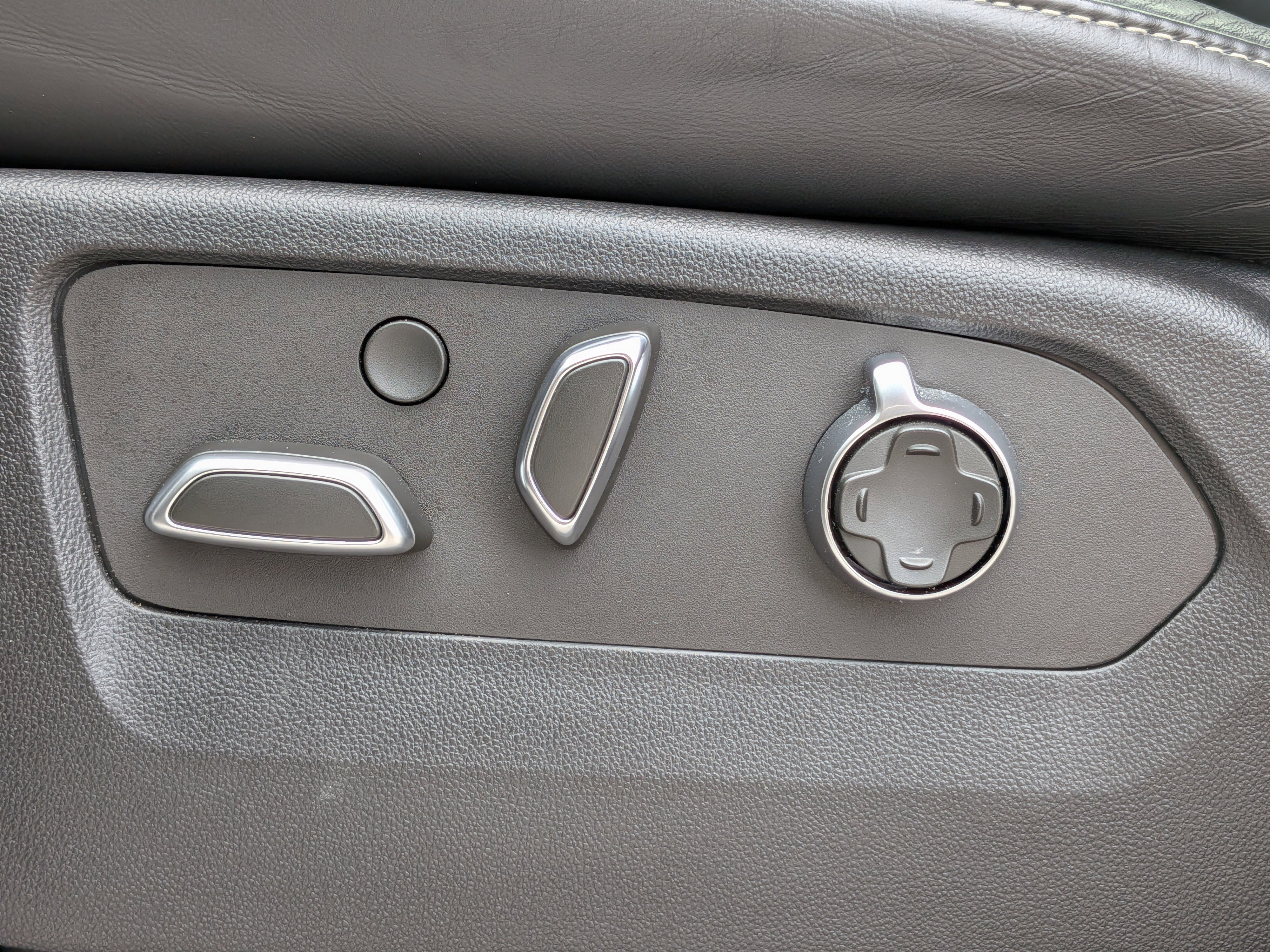 Certified 2023 Cadillac Escalade Sport Platinum image 22