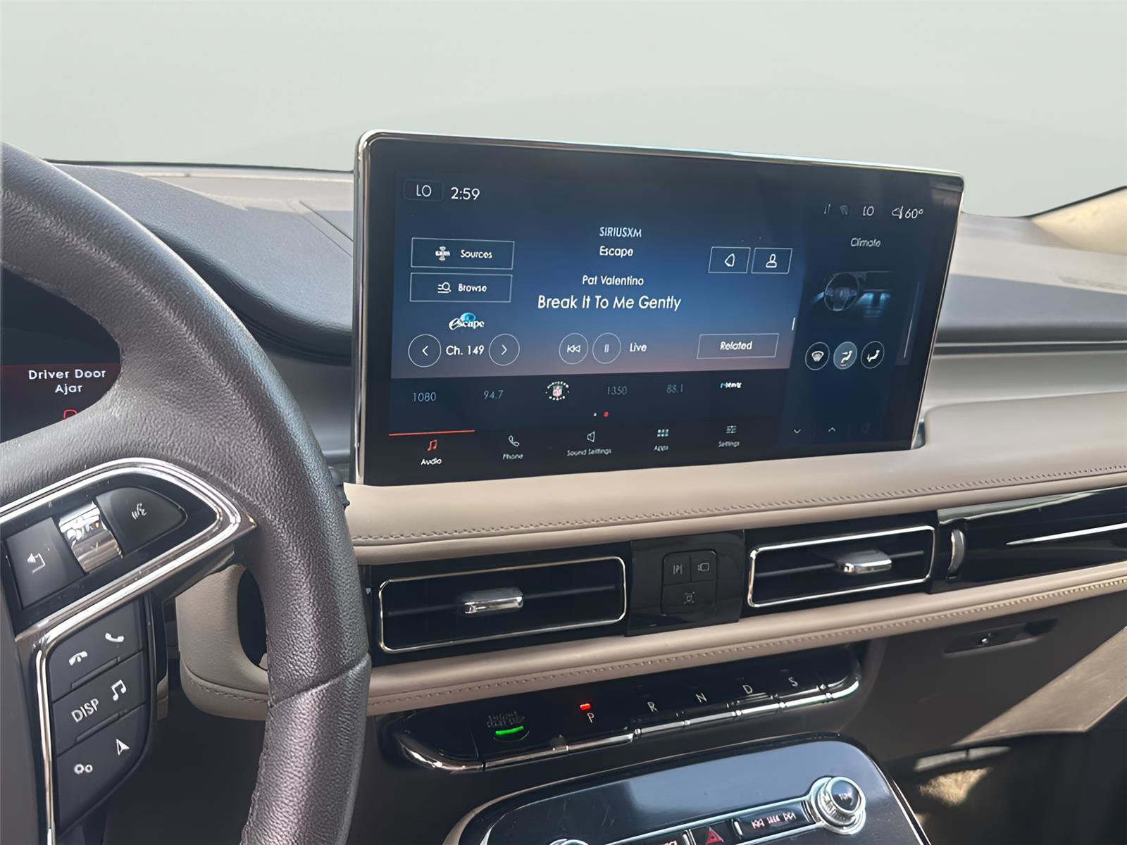 Used 2023 Lincoln Nautilus FWD image 18