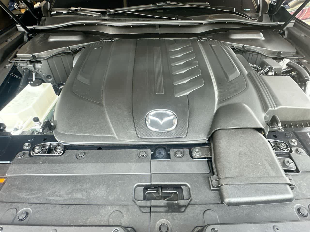 Used 2025 MAZDA CX-90 3.3 Turbo w/ Preferred Package AWD/4WD image 12