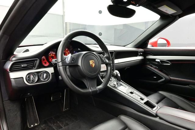 Used 2016 Porsche 911 Carrera S RWD image 4