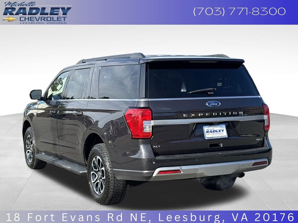 Used 2024 Ford Expedition Max XLT image 3