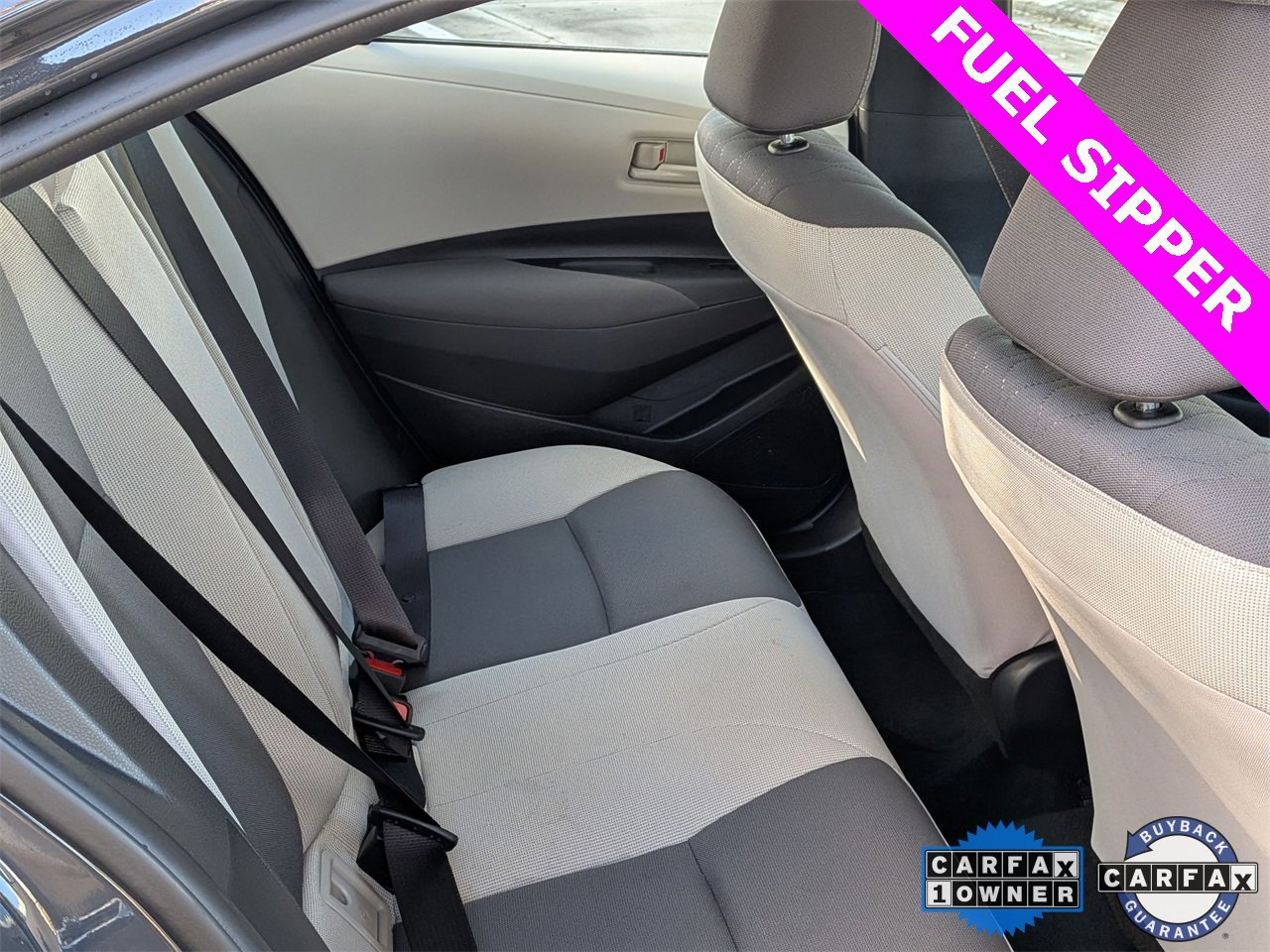 Used 2025 Toyota Corolla LE image 23