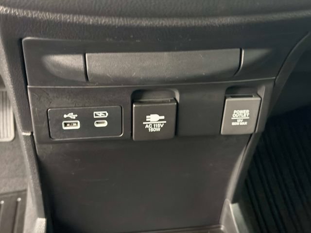 Used 2025 Honda Odyssey Touring image 28