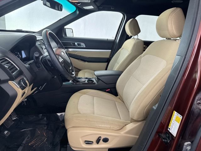 Used 2016 Ford Explorer XLT w/ Equipment Group 201A image 22