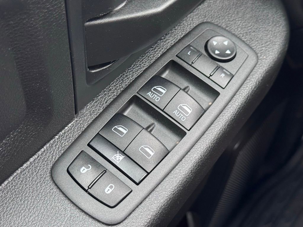 Used 2022 RAM 3500 Tradesman image 24