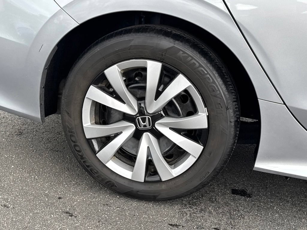 Used 2025 Honda Civic LX image 9
