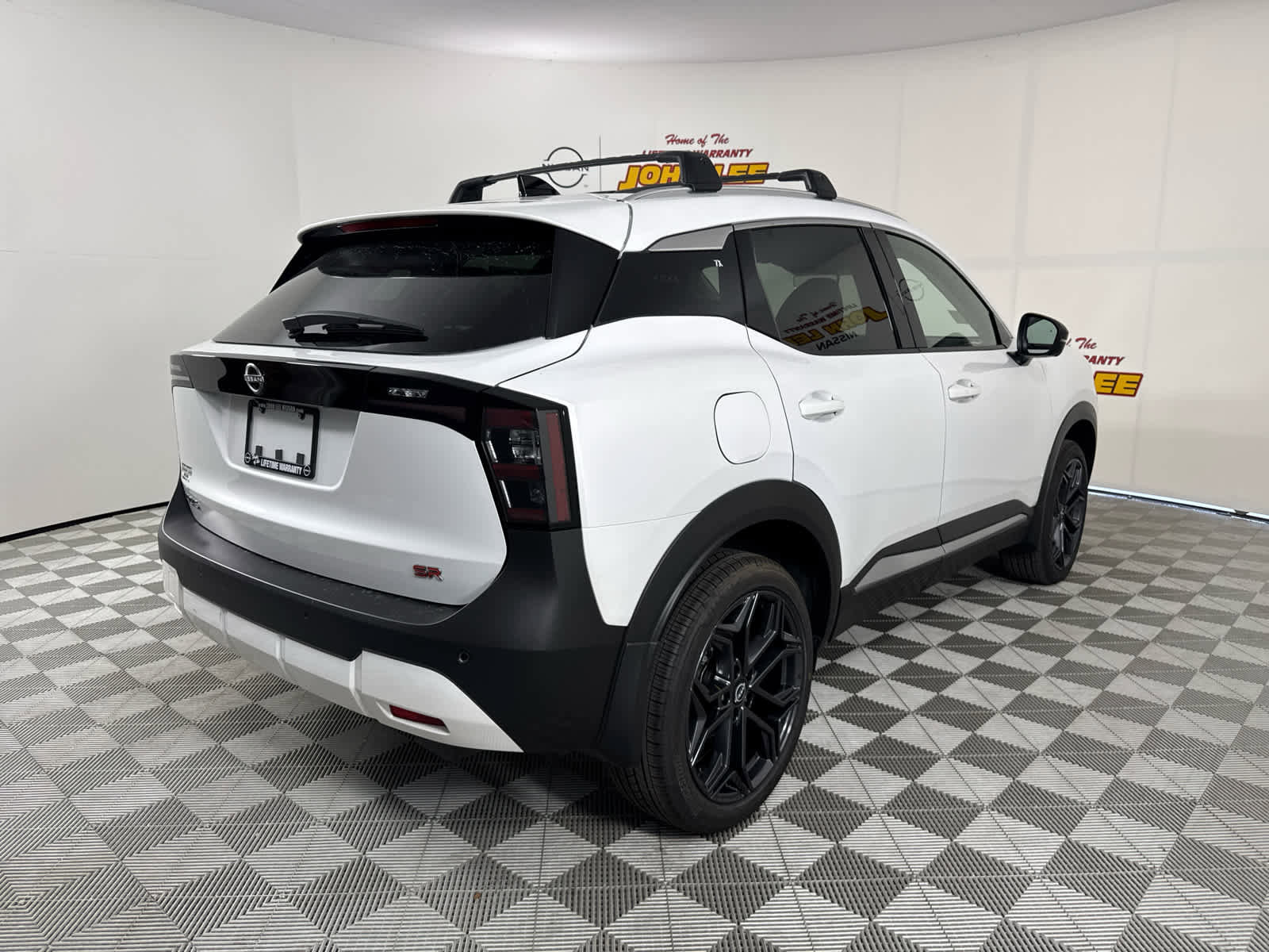 New 2026 Nissan Kicks SR w/ Illumination Package image 6