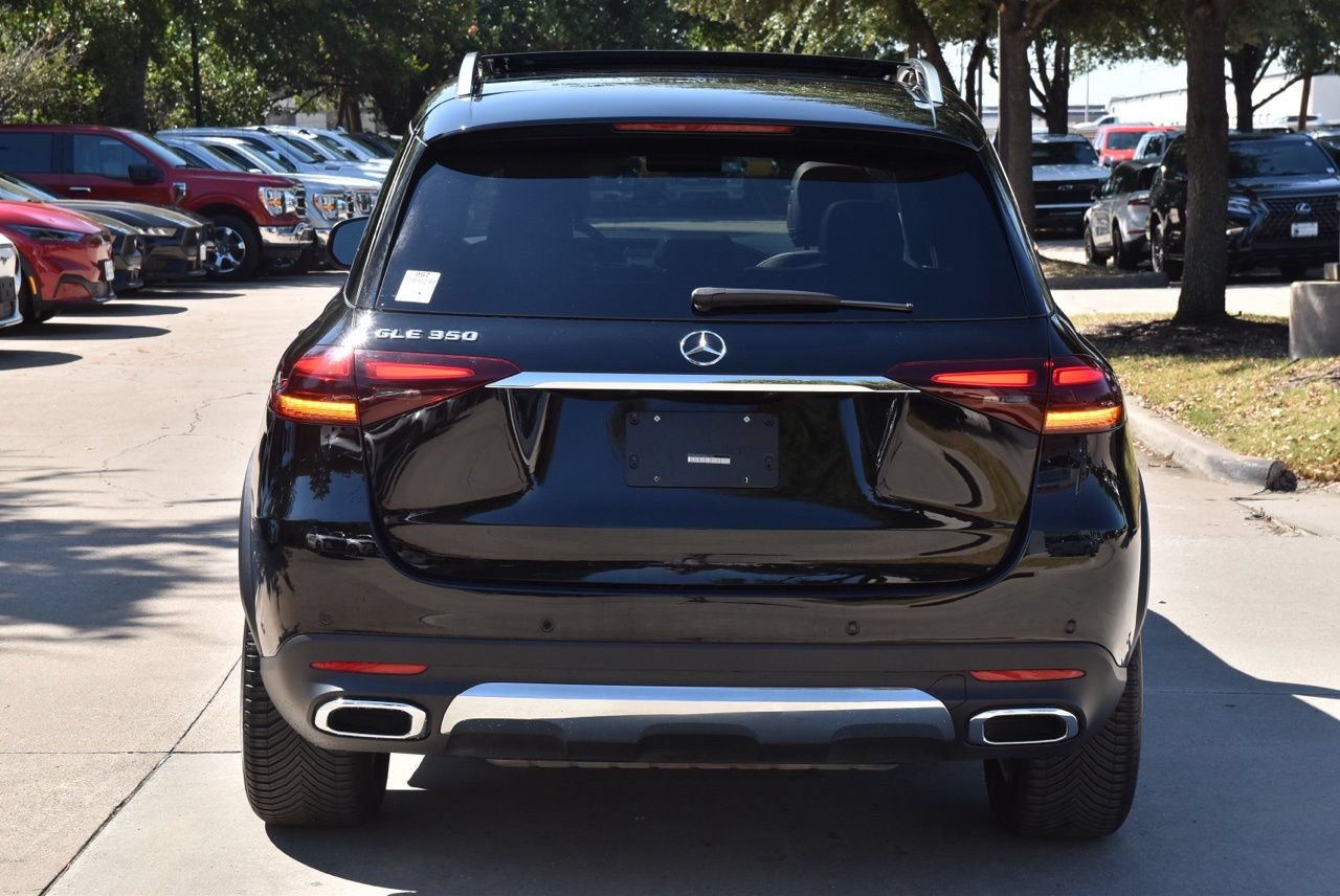 Used 2025 Mercedes-Benz GLE 350 4MATIC w/ Driver Assistance Package image 9
