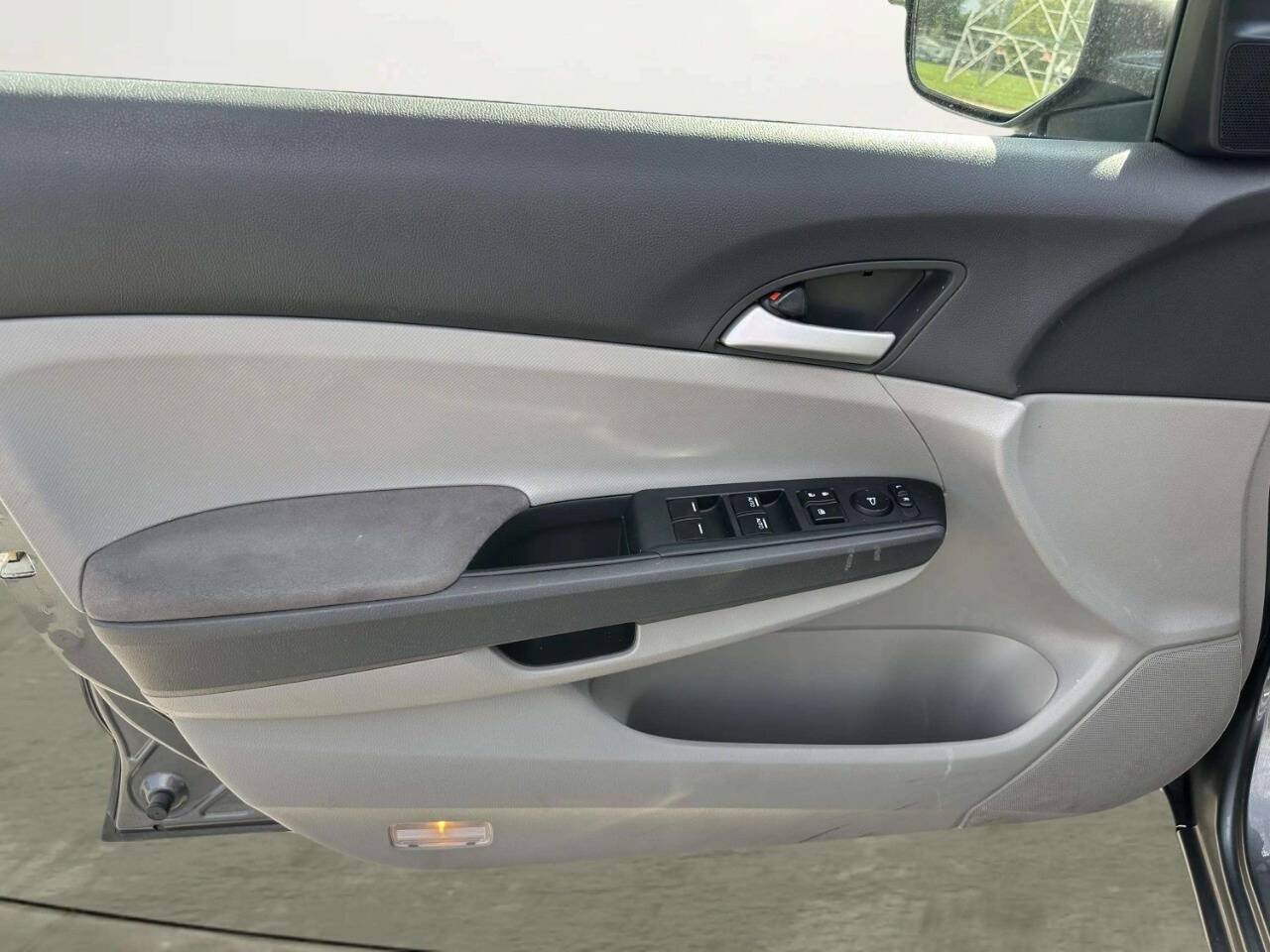 Used 2009 Honda Accord LX-P image 11