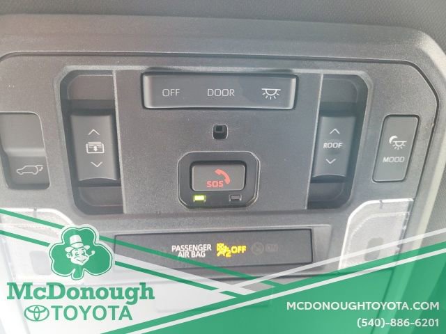 Certified 2024 Toyota Sequoia Platinum image 30