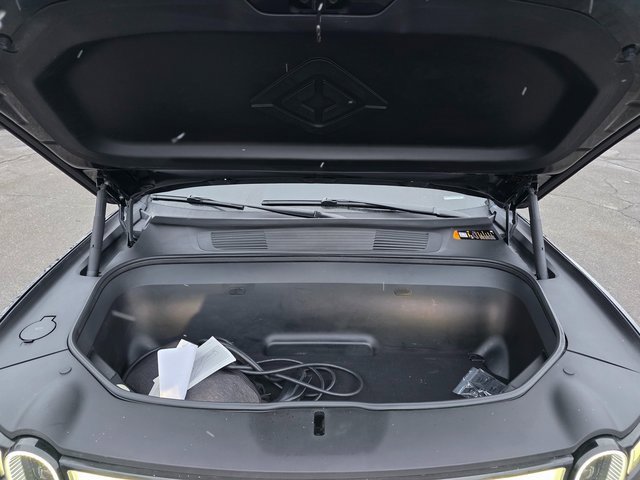 Used 2022 Rivian R1T Adventure image 13