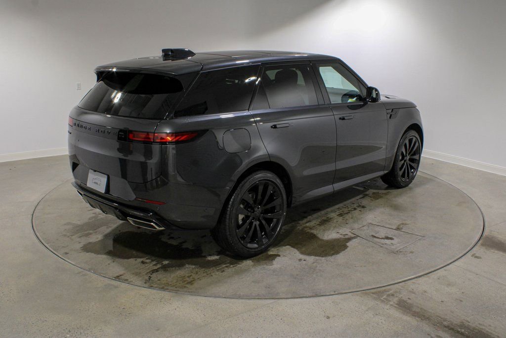 New 2026 Land Rover Range Rover Sport Dynamic SE image 5