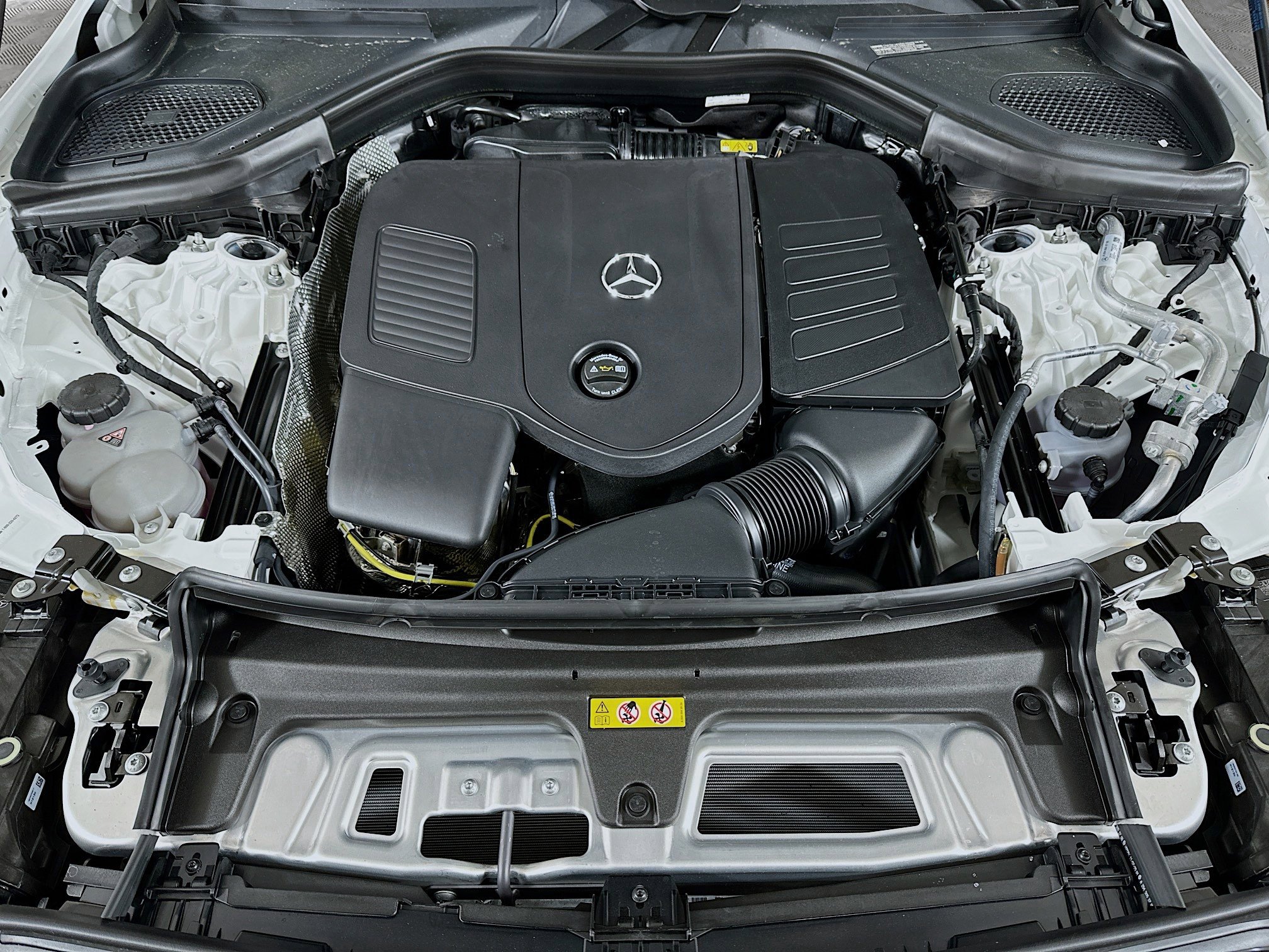 New 2026 Mercedes-Benz GLC 300 4MATIC image 29