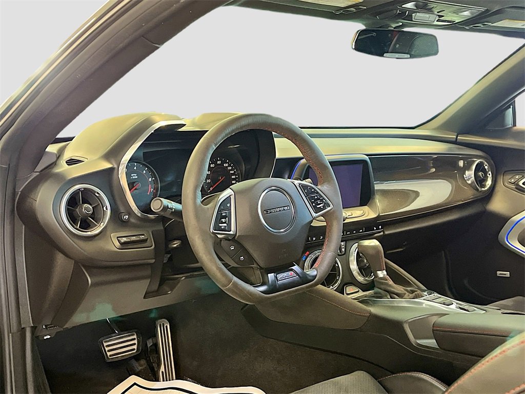 Used 2018 Chevrolet Camaro ZL1 image 8