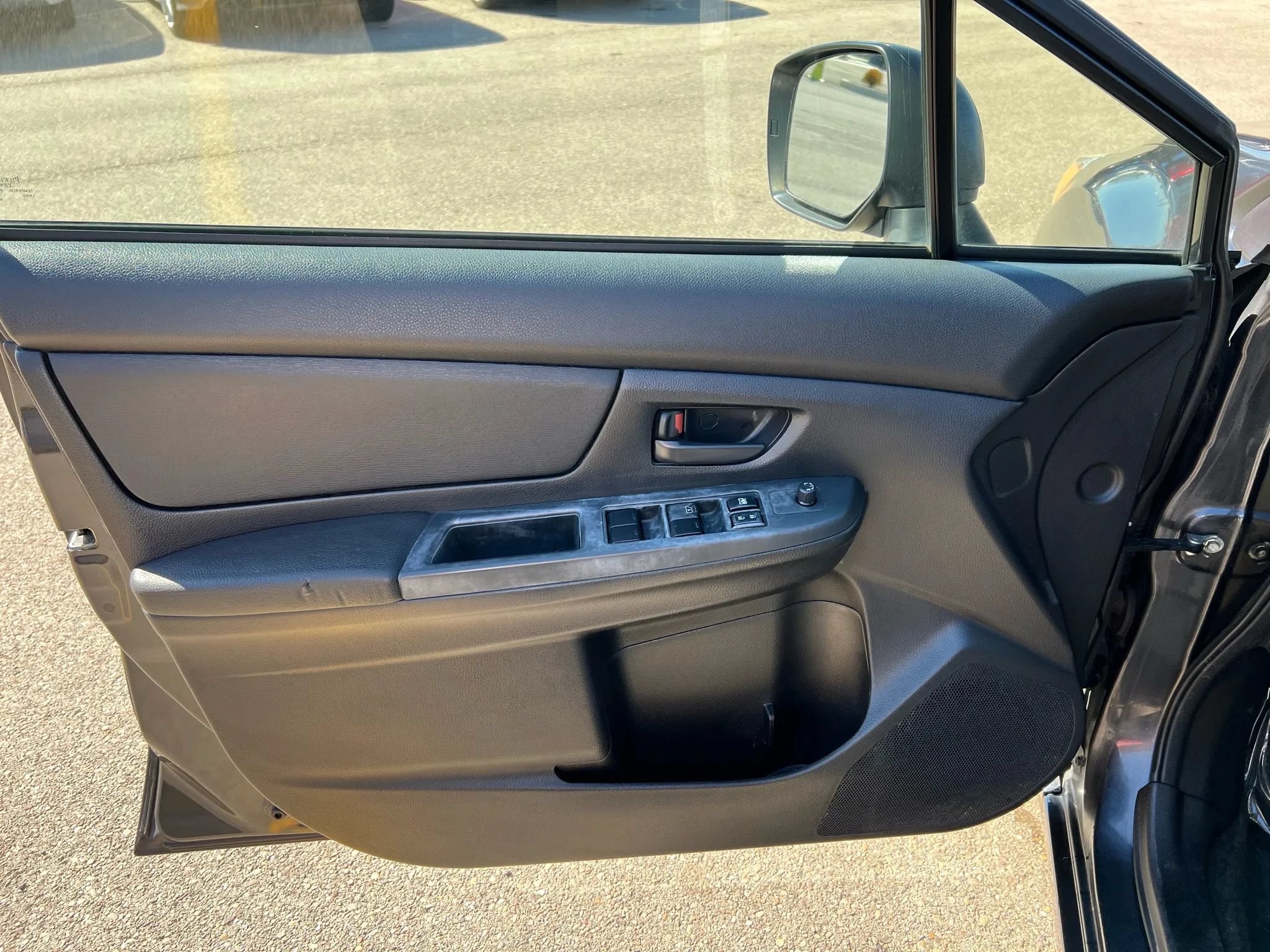 Used 2012 Subaru Impreza 2.0i AWD/4WD image 17