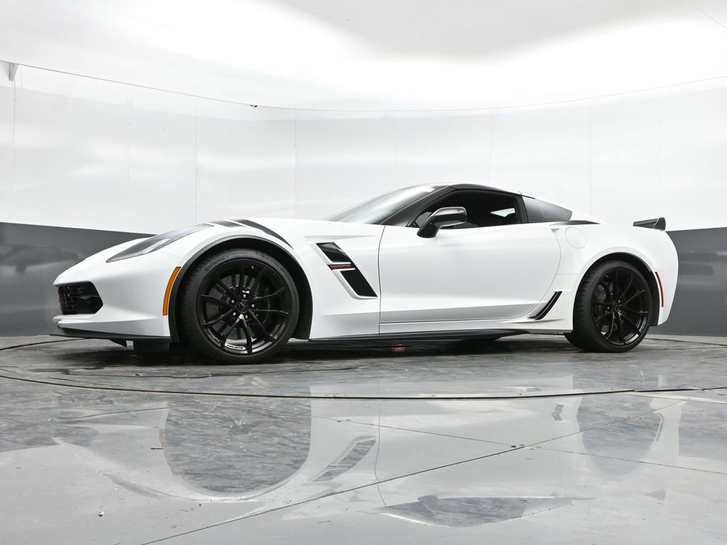 Used 2017 Chevrolet Corvette Grand Sport RWD image 46