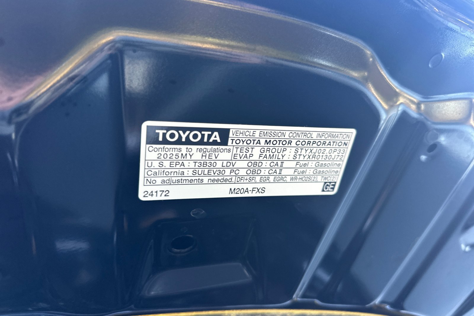 Certified 2025 Toyota Prius LE AWD/4WD image 35