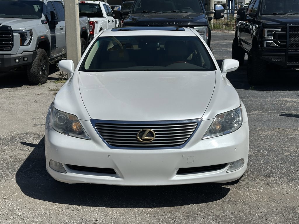Used 2009 Lexus LS 460 RWD image 7