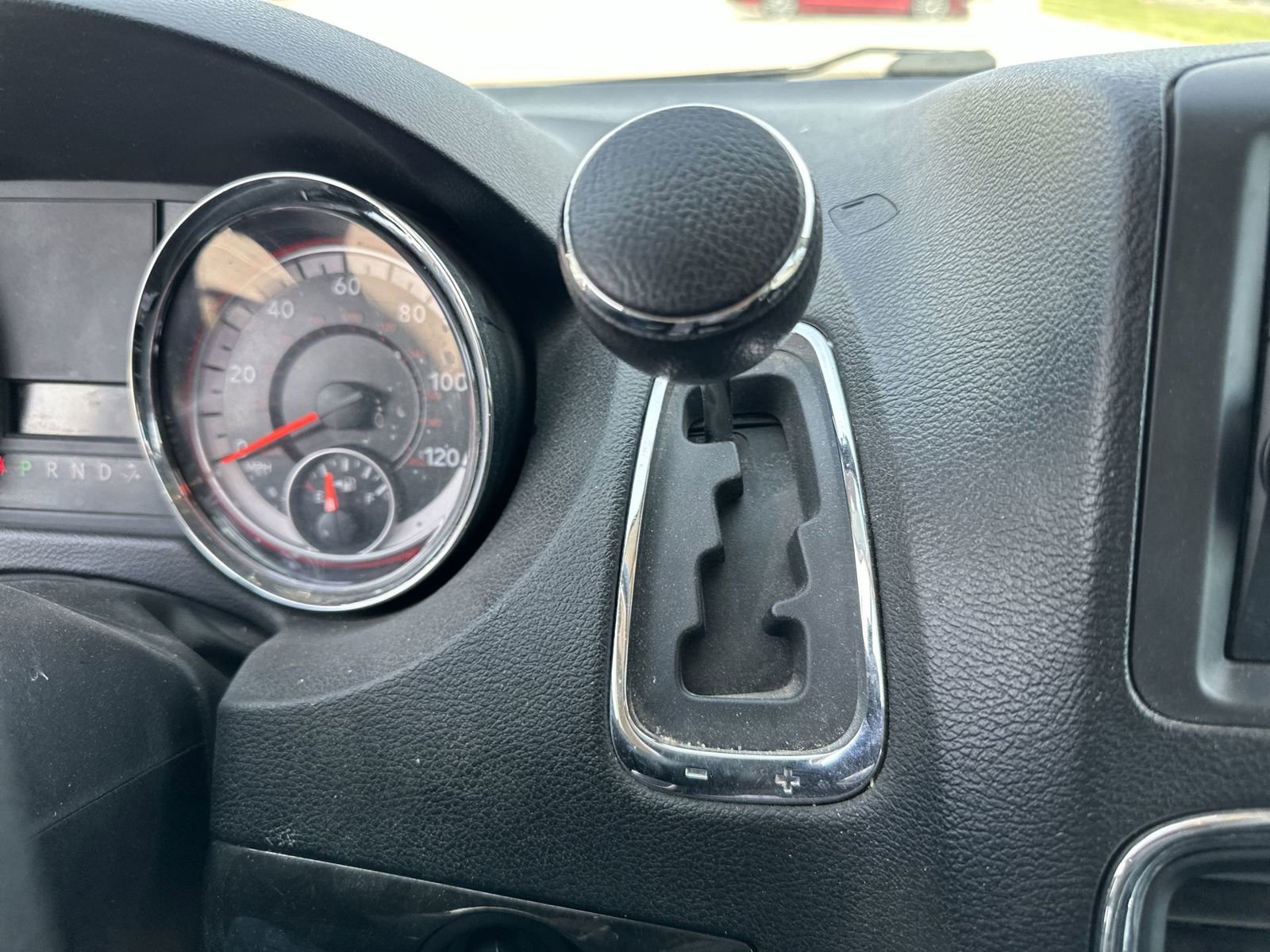 Used 2012 Dodge Grand Caravan SE FWD image 14