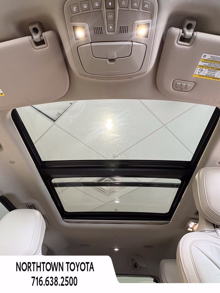 Used 2019 Lincoln Navigator Reserve w/ Cargo Package AWD/4WD image 30