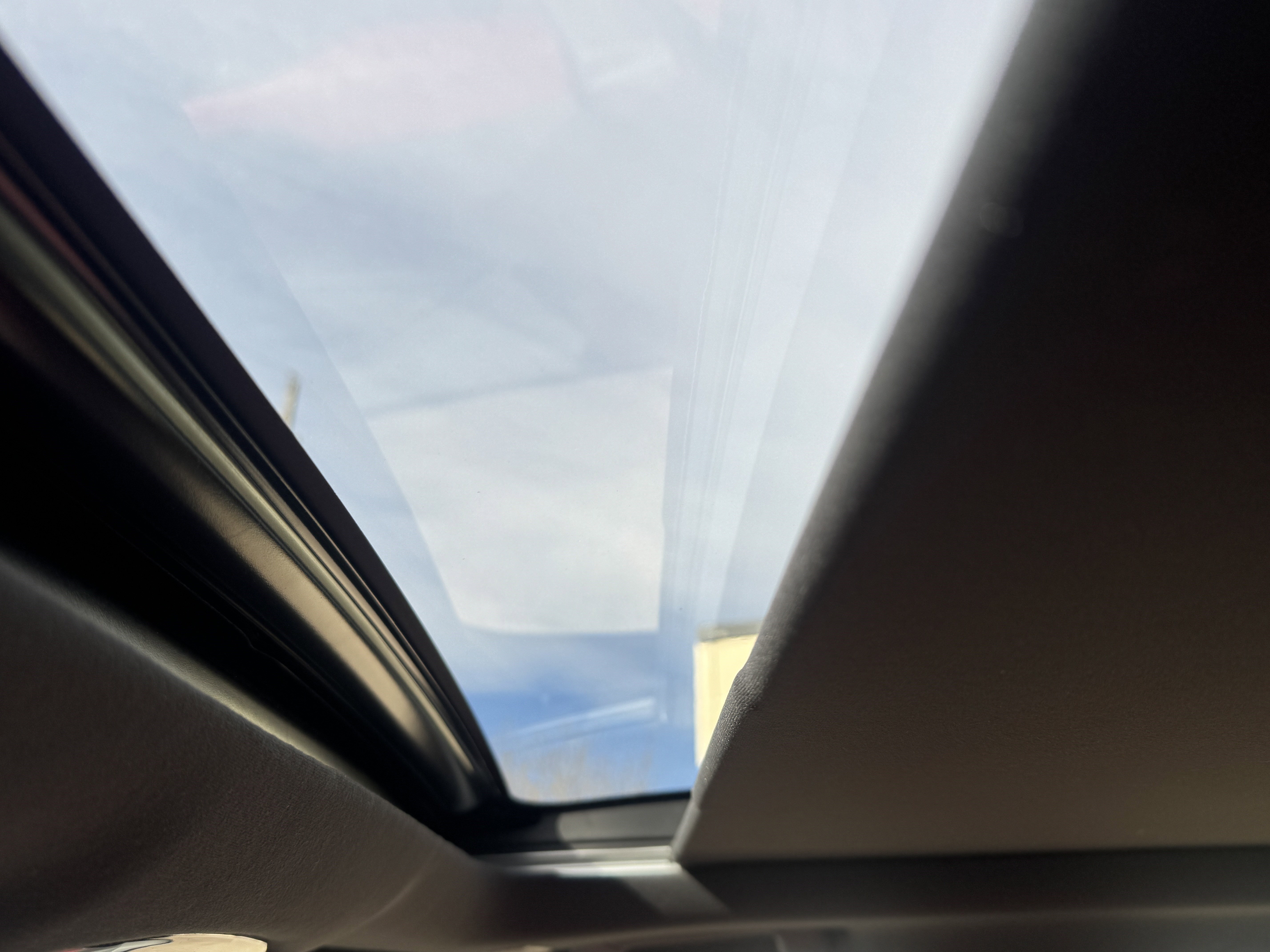 Used 2023 Lexus RX 500h F Sport w/ Accessory Package (Z1) image 34