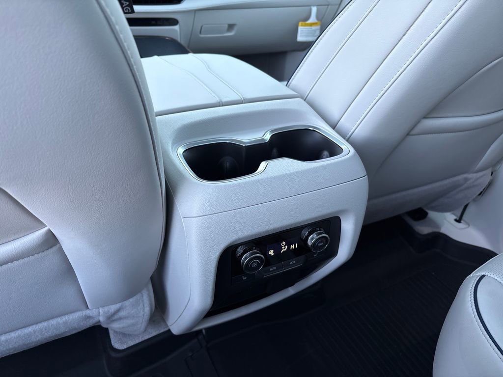 New 2026 Buick Enclave Avenir w/ Super Cruise Package image 41