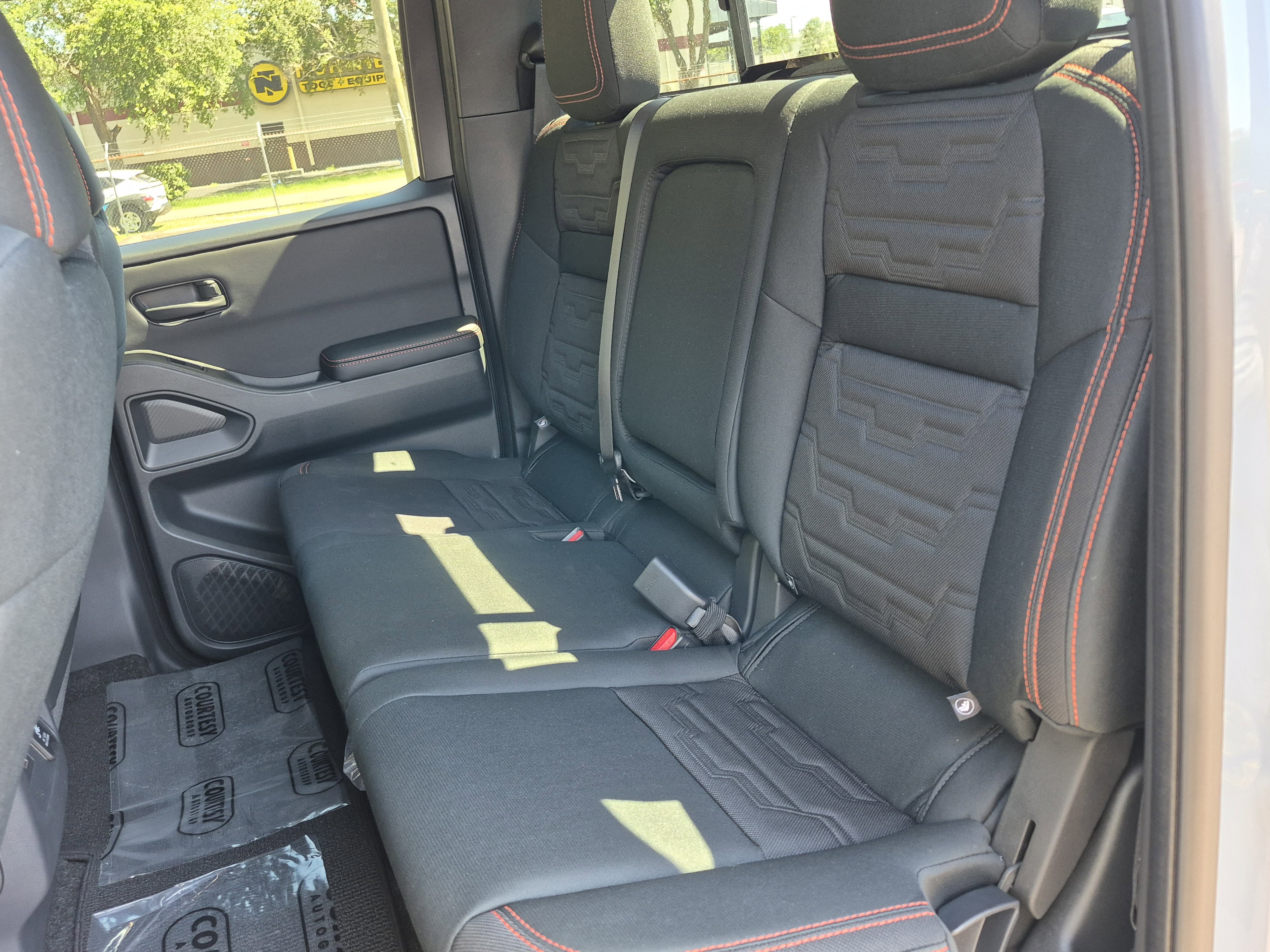 New 2026 Nissan Frontier PRO-4X w/ Pro-4x Convenience Package AWD/4WD image 40
