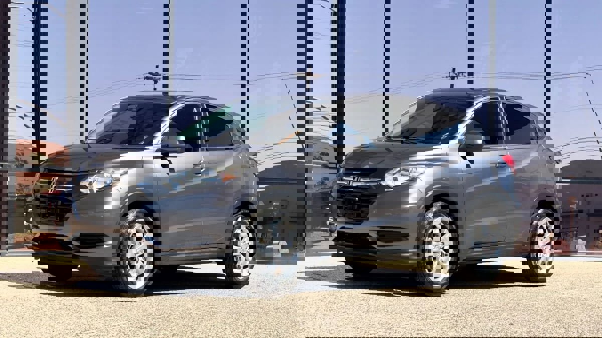 Used 2016 Honda HR-V LX image 5