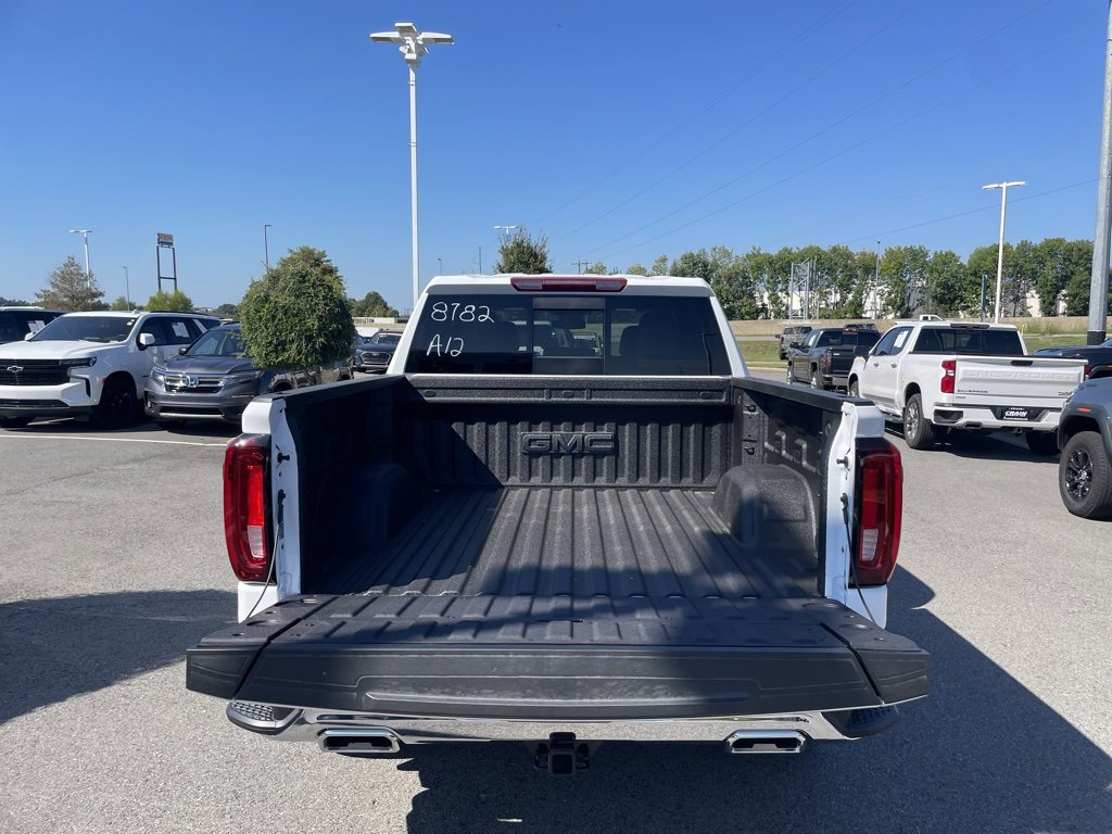 New 2026 GMC Sierra 1500 SLT w/ SLT Premium Package image 7