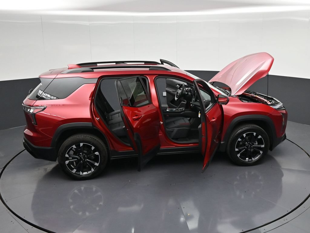 Used 2026 Chevrolet Equinox RS FWD image 21