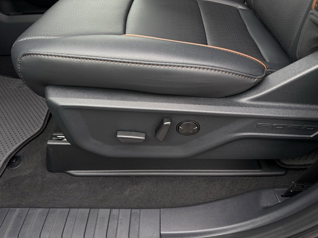 New 2026 Ford F250 Lariat image 11