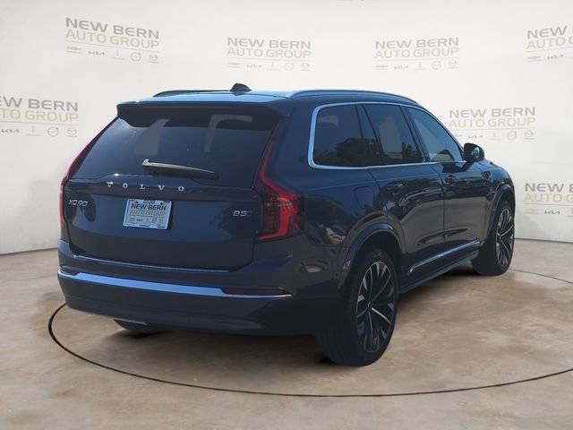 Used 2025 Volvo XC90 B5 Plus w/ Protection Package Premier AWD/4WD image 5