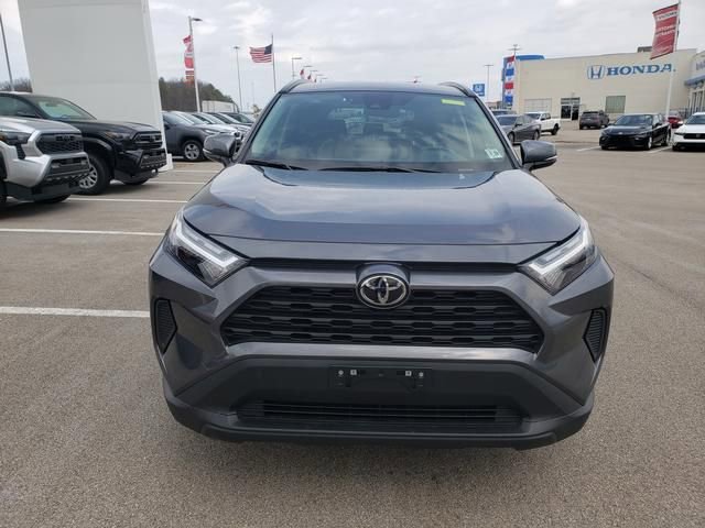 Used 2025 Toyota RAV4 XLE AWD/4WD video 2