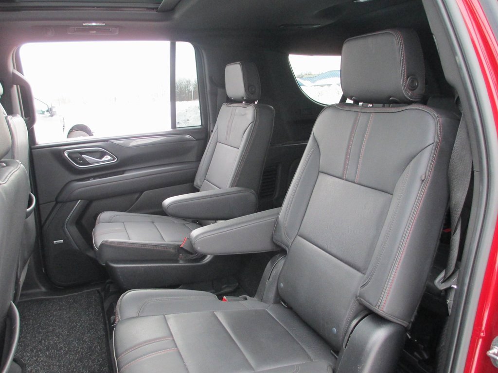 Used 2023 Chevrolet Suburban RST w/ Luxury Package image 20